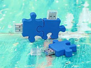 Individuell gestaltbarer USB-Stick in Form eines Puzzleteils