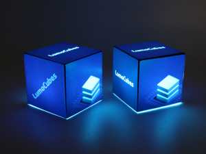 lumocubes blue light