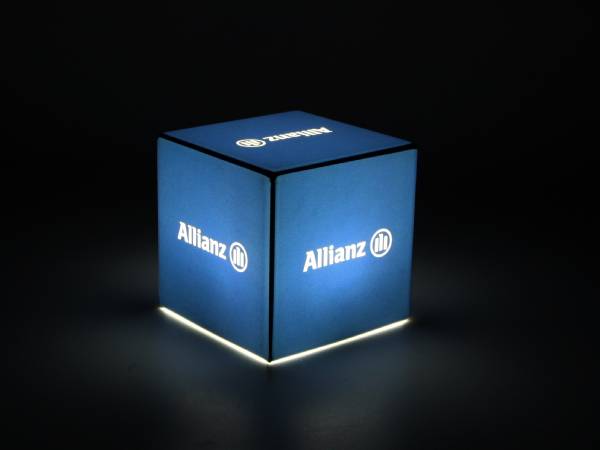 led leuchtwuerfel werbung logo messen freizeit kreativ leuchte allianz